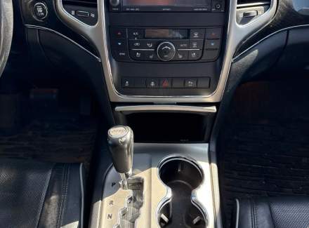 Jeep - Grand Cherokee