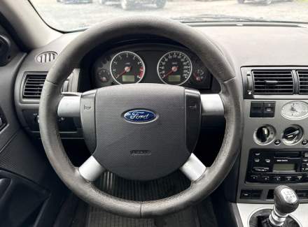 Ford - Mondeo