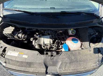 Volkswagen - Caravelle