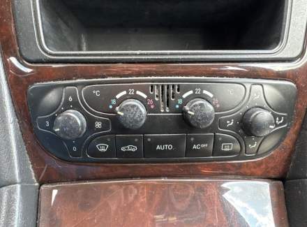 Mercedes-Benz - C-class