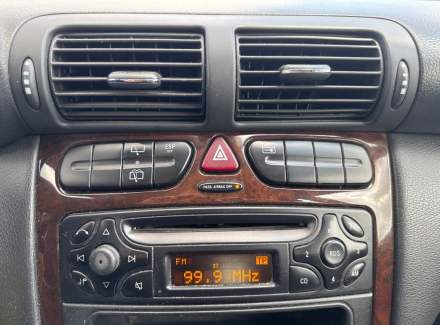 Mercedes-Benz - C-class