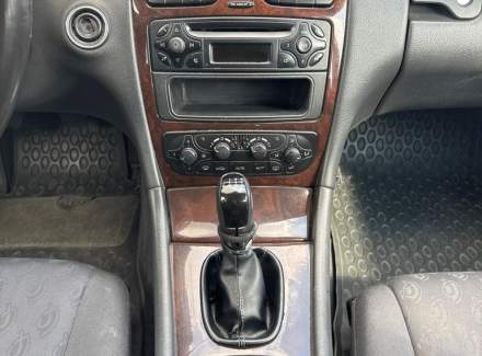 Mercedes-Benz - C-class