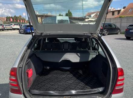 Mercedes-Benz - C-class