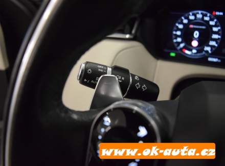 Land Rover - Range Rover Velar