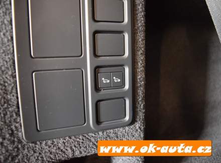 Land Rover - Discovery