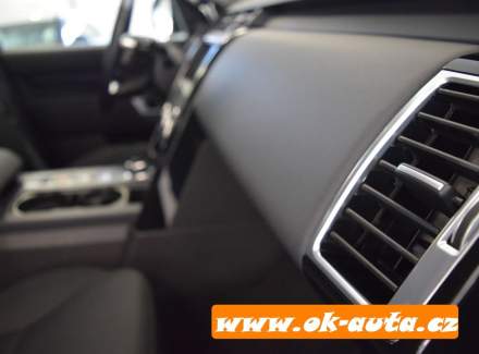 Land Rover - Discovery