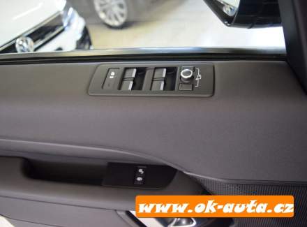 Land Rover - Discovery