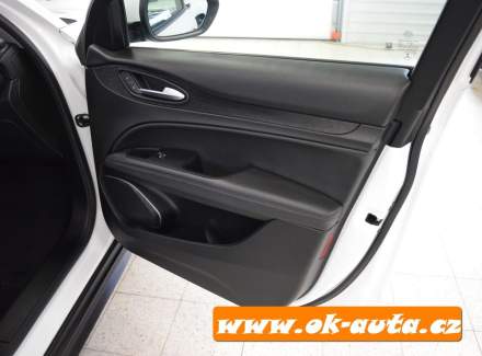 Alfa Romeo - Stelvio