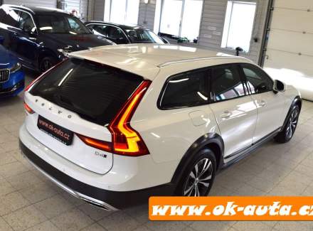 Volvo - V90