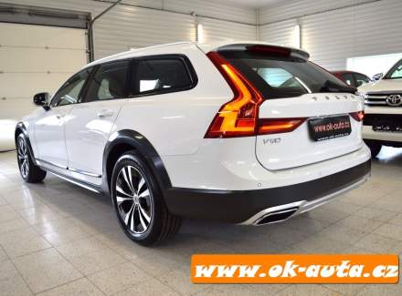 Volvo - V90