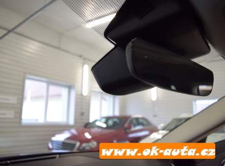 Land Rover - Range Rover Evoque