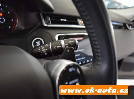 Land Rover - Range Rover Velar