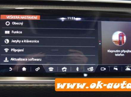 Land Rover - Range Rover Velar