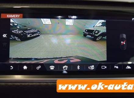 Land Rover - Range Rover Velar