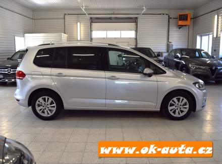 Volkswagen - Touran