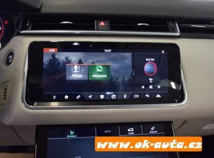 Land Rover - Range Rover Velar