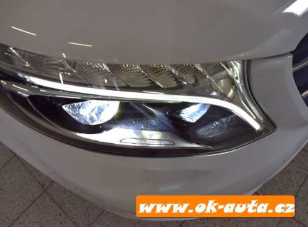 Mercedes-Benz - Vito