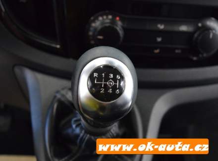 Mercedes-Benz - Vito