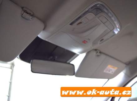 Mercedes-Benz - Vito