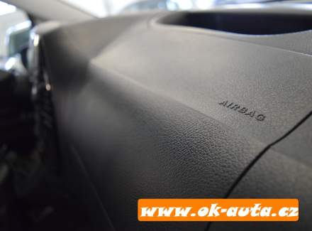 Mercedes-Benz - Vito