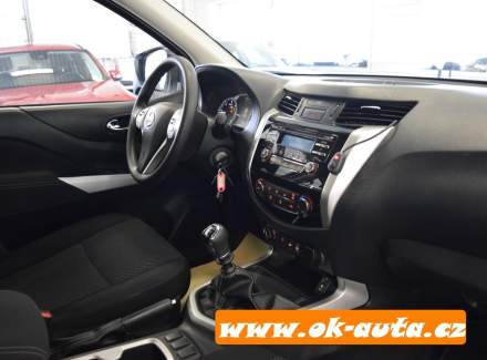 Nissan - Navara