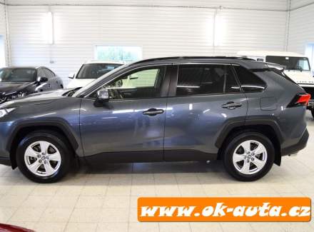 Toyota - RAV 4