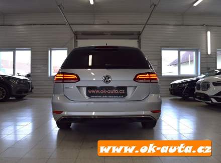 Volkswagen - Golf