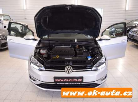 Volkswagen - Golf