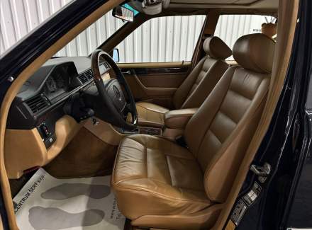 Mercedes-Benz - E-class