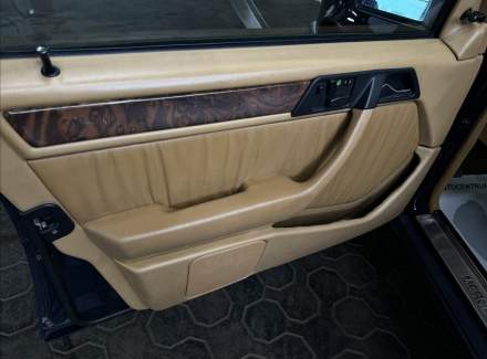 Mercedes-Benz - E-class