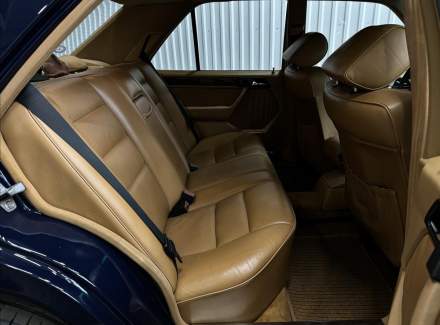 Mercedes-Benz - E-class