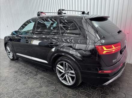 Audi - Q7
