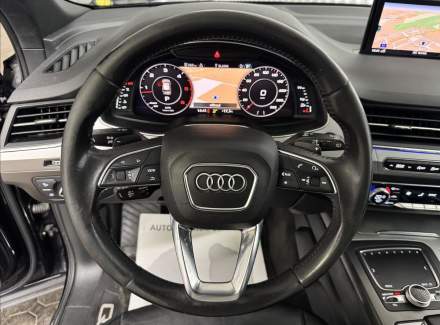 Audi - Q7