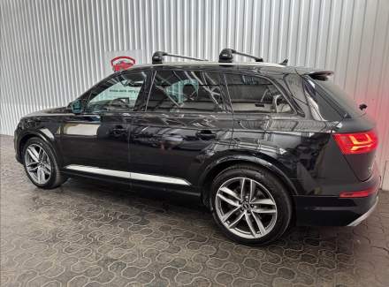 Audi - Q7