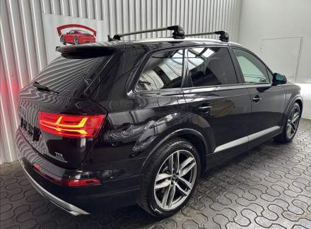 Audi - Q7