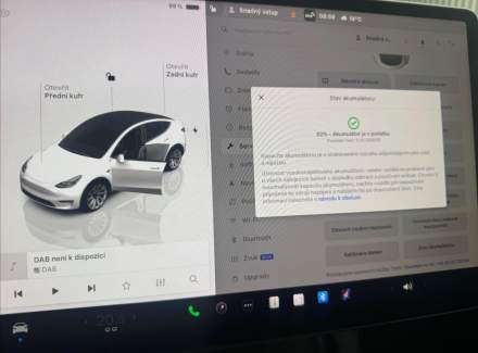 Tesla - Model Y
