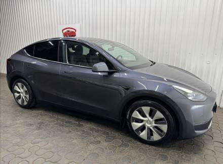 Tesla - Model Y