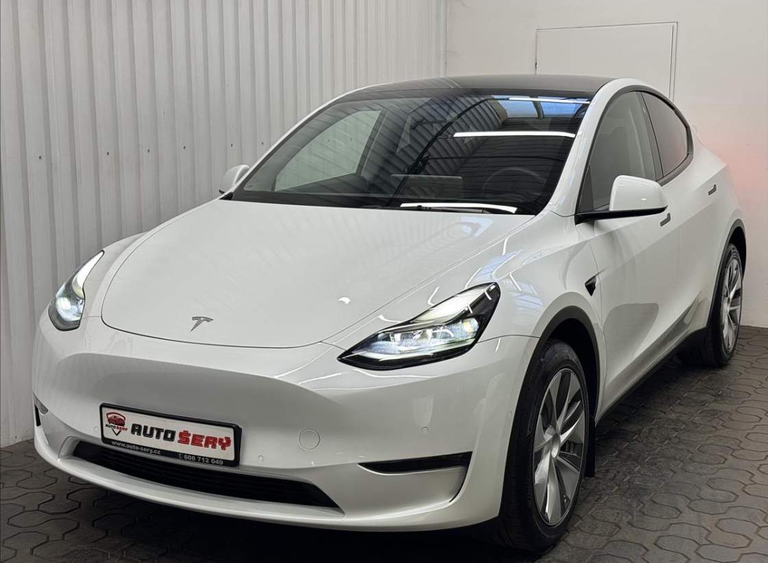 Tesla - Model Y