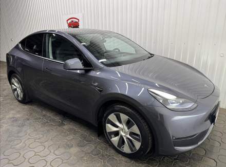 Tesla - Model Y
