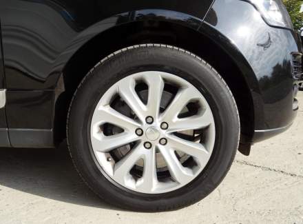 Land Rover - Range Rover