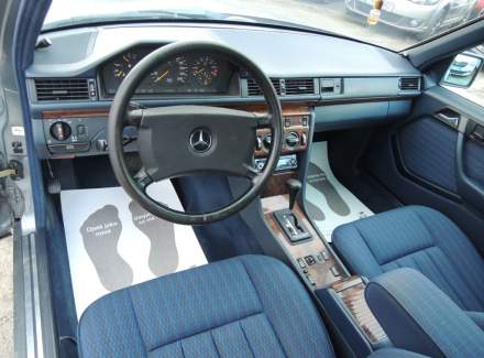 Mercedes-Benz - E-class