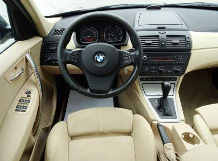 BMW - X3
