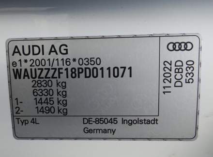 Audi - Q8