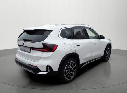 BMW - X1