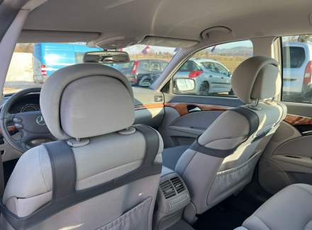 Mercedes-Benz - E-class