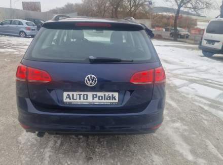 Volkswagen - Golf