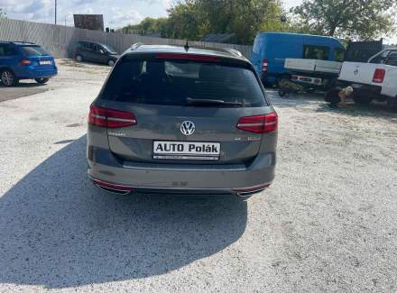 Volkswagen - Passat