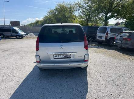 Peugeot - 807