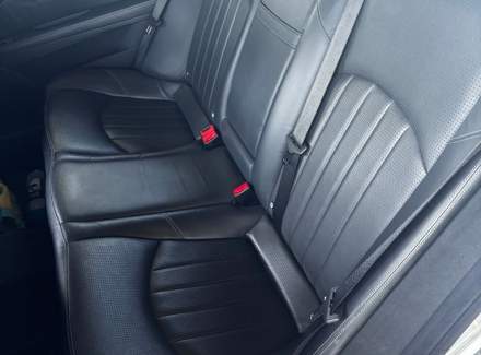 Mercedes-Benz - E-class