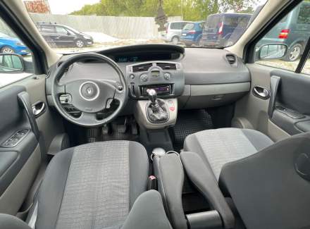 Renault - Scenic
